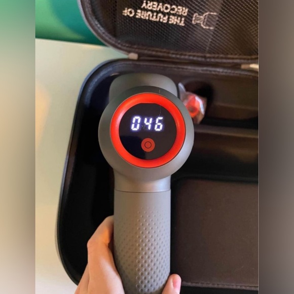 Massage gun (Touchscreen) - Picture 3 of 4